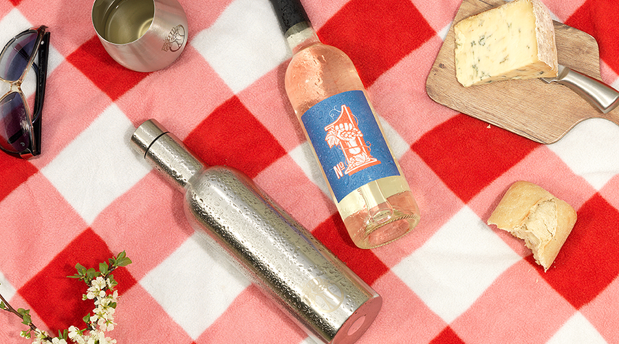 The Picnic Checklist: How To Host The Best Picnic With English Wine